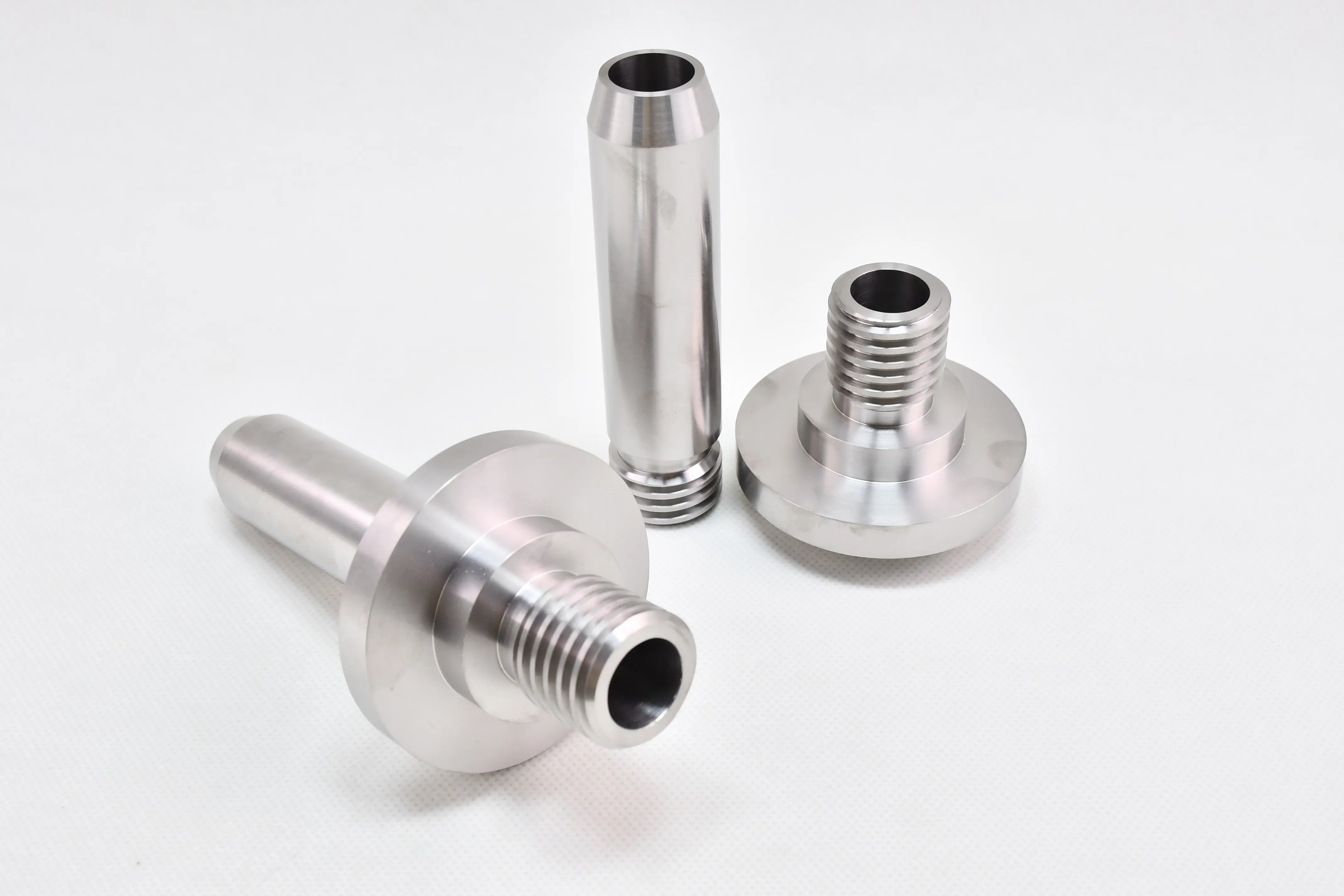 Tungsten alloy heavy-duty screw