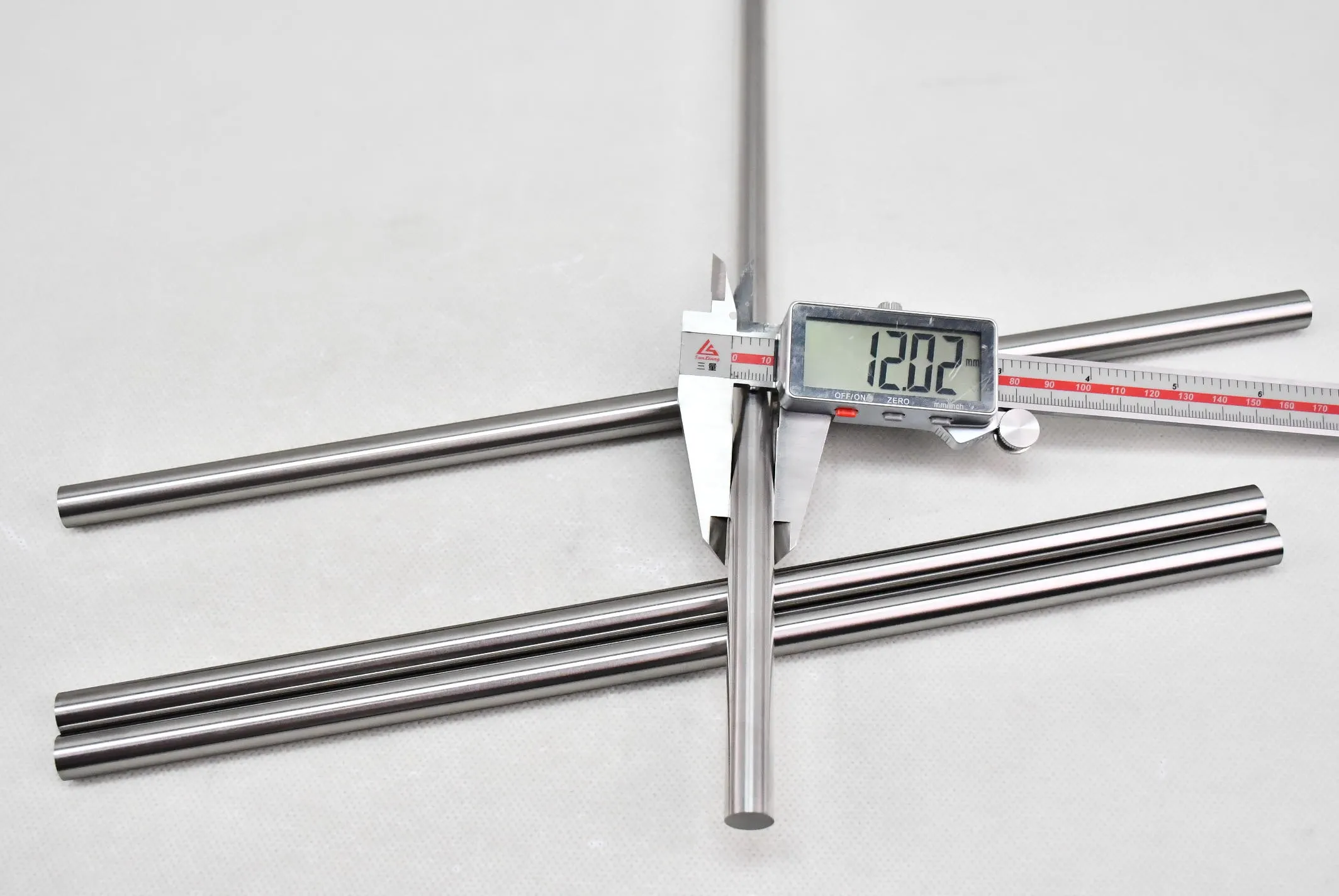 Customized High-Density Tungsten Alloy Rods (W-Ni-Fe / W-Ni-Cu)