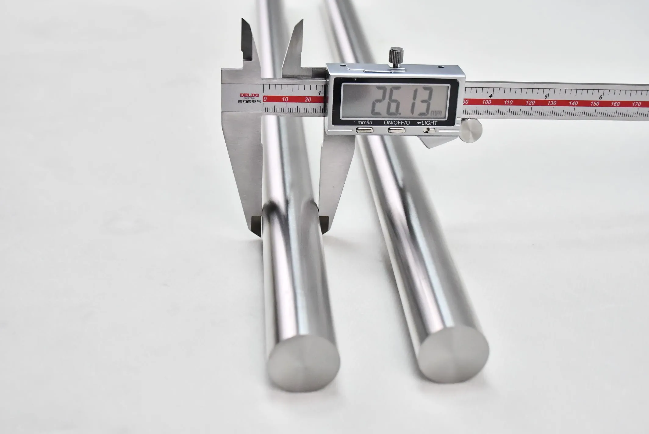 Tungsten heavy alloy anti-chatter boring bar
