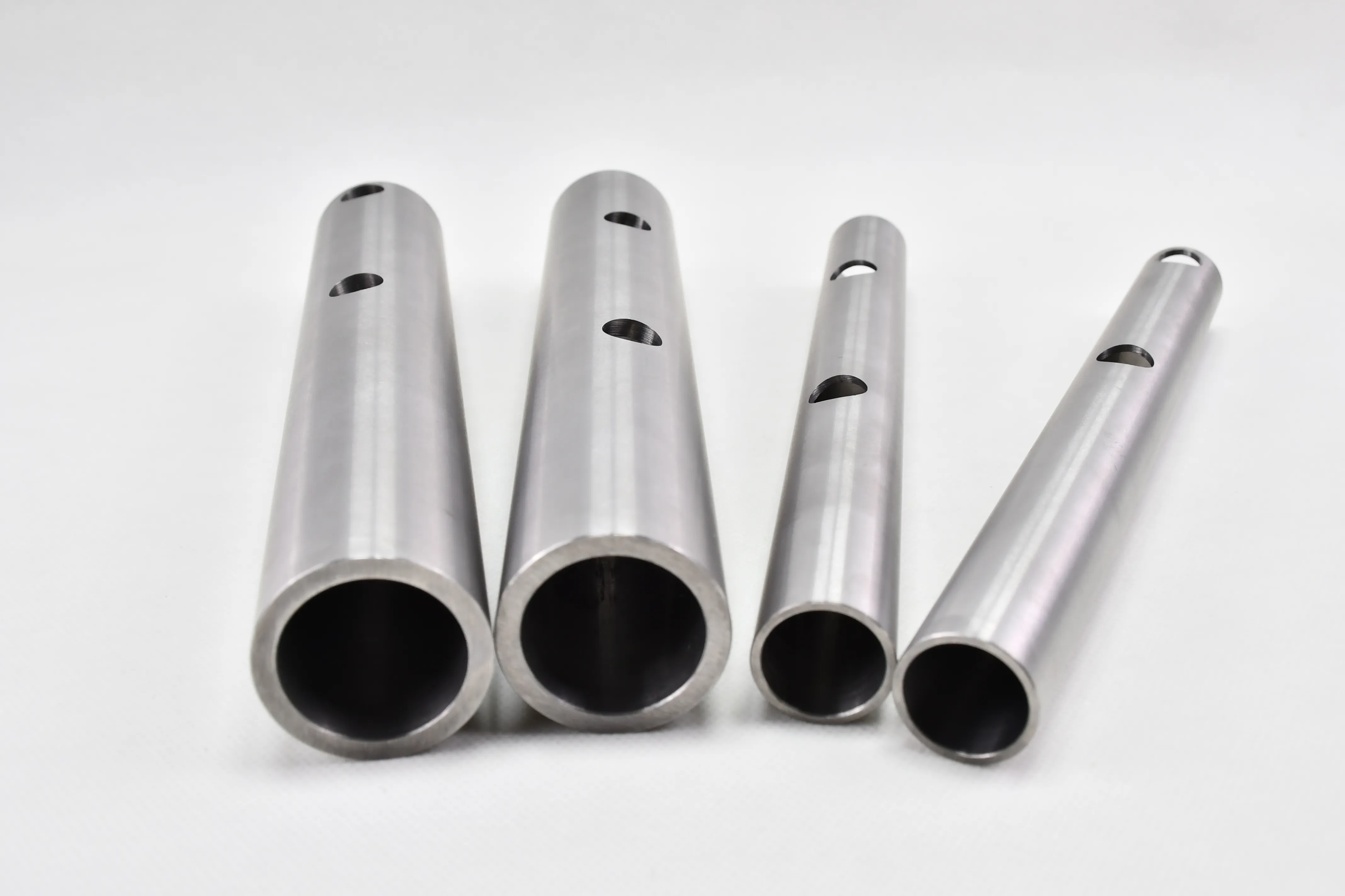 High-temperature-resistant tungsten alloy tubes
